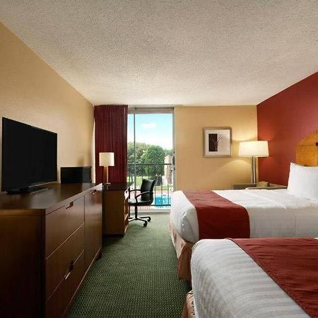 Готель Baymont By Wyndham Salem Roanoke Area Екстер'єр фото