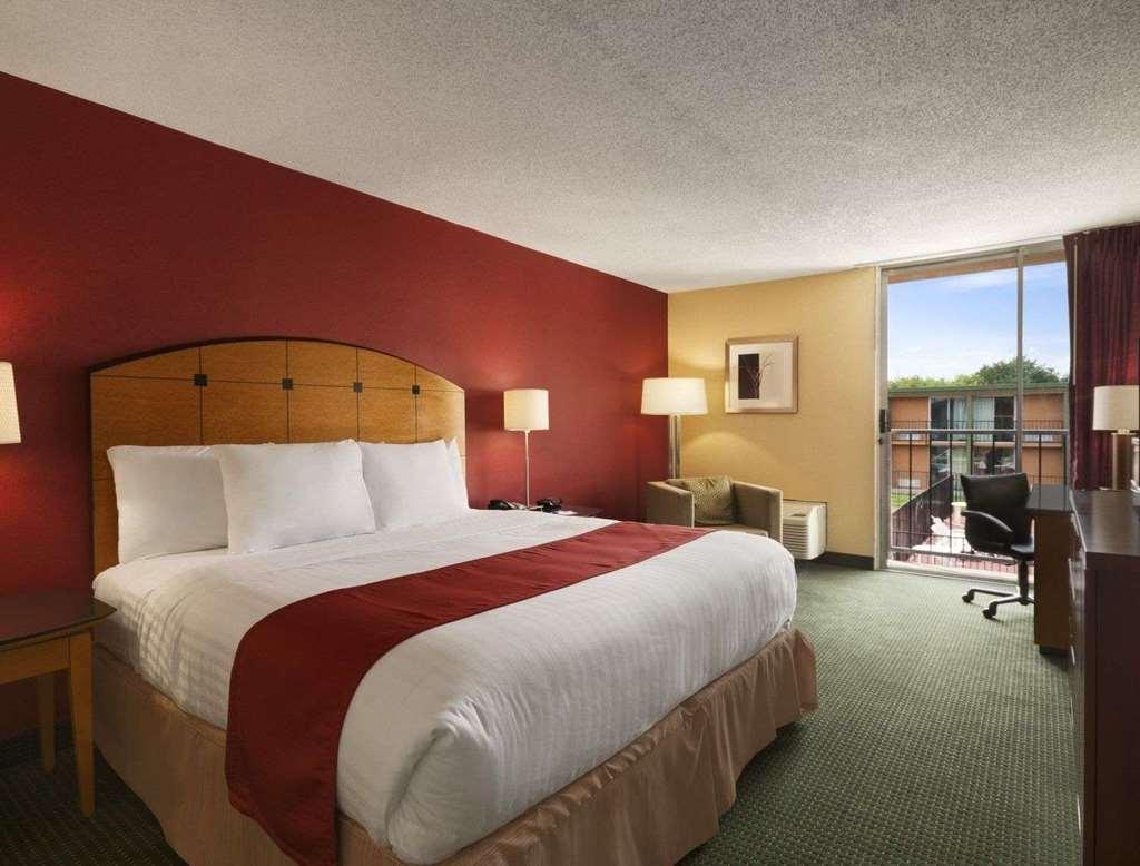 Готель Baymont By Wyndham Salem Roanoke Area Номер фото